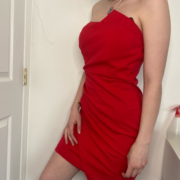 Red Eclipse strapless dress - Picture 4 of 4